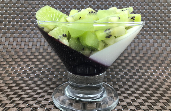 Gelatina de Arándanos y Yogur
