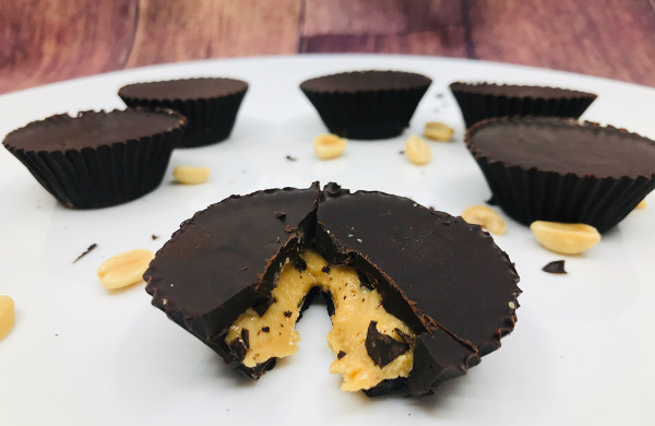 Chocolates Rellenos de Mantequilla de Maní