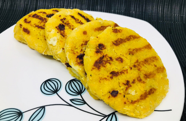 Arepas-de-Platano-RecetasFusion